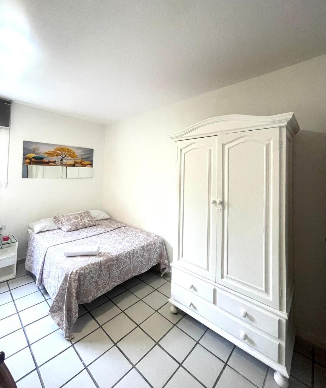 Habitacion Muy Centrica. Granada Eksteriør bilde